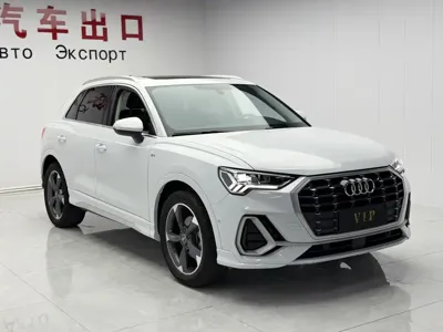 Audi Q3 2022, 40000 км, за 168800 CNY