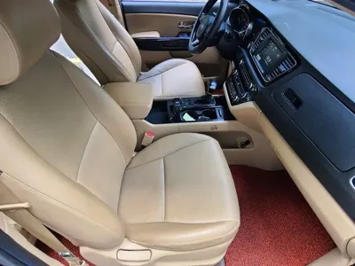 Kia Canival 2017, 159686 км, за 11000000 KRW - фото 12