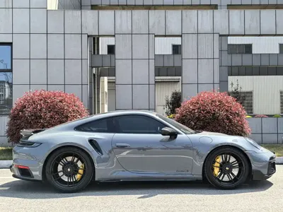 Porsche 911 2022, 15000 км, за 294058.4 USD