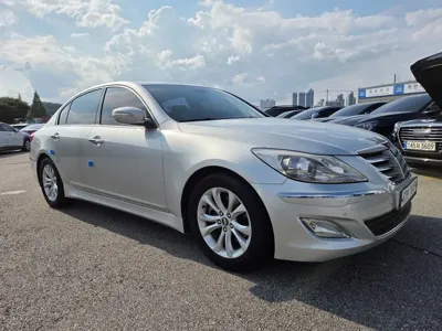 Hyundai Genesis · 2013 год
