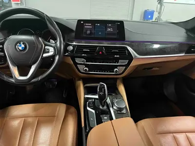 BMW 5 Series 2018, 121000 км, за 108800 CNY - фото 5