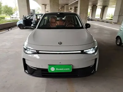 Leapmotor Leapmotor C10 2026, 4600 км, за 121800 CNY