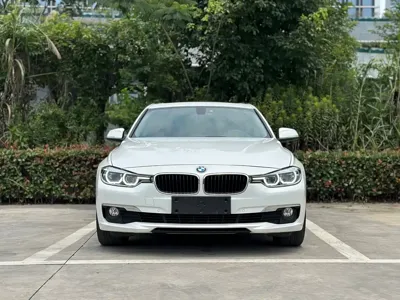 BMW 3 Series 2017, 84000 км, за 79800 CNY