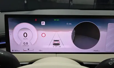 Genesis GV70 2025, 7946 км, за 59990000 KRW - фото 8