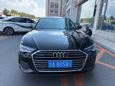 Audi A6L 2020, 102000 км, за 169800 CNY