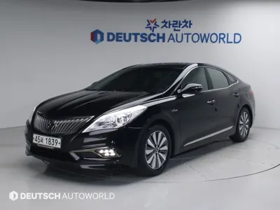Hyundai Grandeur · 2015 год