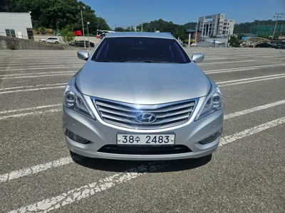 Hyundai Grandeur · 2012 год