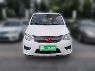 Wuling Hongguang 2015, 74300 км, за 22337.69 CNY
