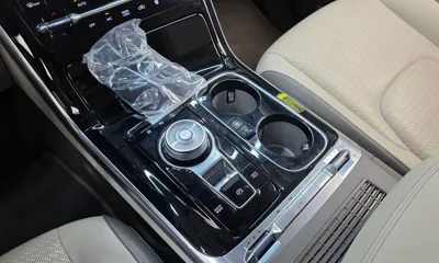 Kia Canival 2023, 66340 км, за 34100000 KRW - фото 9