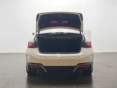 BMW i3 2023, 54200 км, за 129800 CNY - фото 12