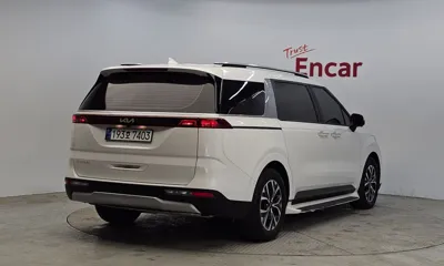 Kia Canival 2023, 47635 км, за 24000000 KRW