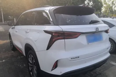 Changan CS75 Plus 2021, 75400 км, за 72255.62 CNY