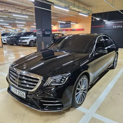 Mercedes-Benz S-Class · 2018 год