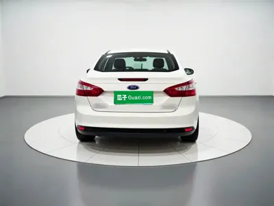 Ford Focus 2015, 71200 км, за 21600 CNY