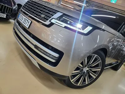Land Rover Range Rover 2024, 2278 км, за 205000000 KRW