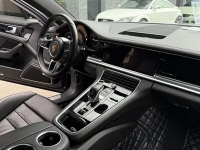 Porsche Panamera 2020, 130000 км, за 498800 CNY - фото 6
