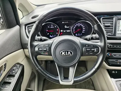 Kia Canival 2017, 165885 км, за 9700000 KRW - фото 10