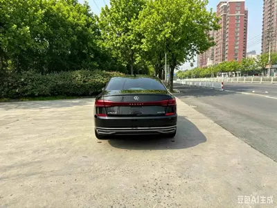 Volkswagen Passat 2021, 55000 км, за 105800 CNY - фото 5