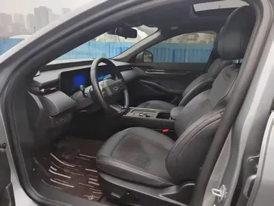 Ford Mondeo 2025, 8000 км, за 108800 CNY - фото 3