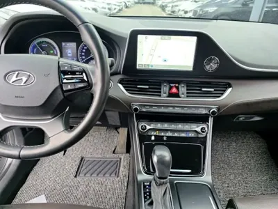 Hyundai Grandeur 2019, 117100 км, за 17700000 KRW - фото 7