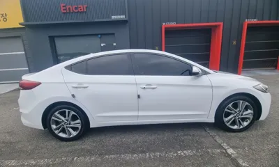 Hyundai Avante 2018, 122169 км, за 8900000 KRW - фото 20