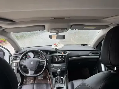 Peugeot 408 2016, 80000 км, за 21800 CNY - фото 6