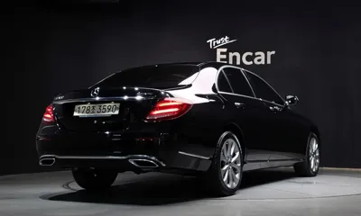 Mercedes-Benz E-Class 2020, 103958 км, за 28400000 KRW - фото 2