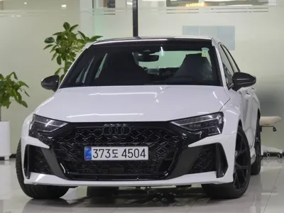 Audi RS3 · 2025 год