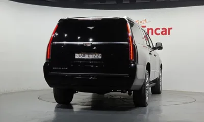 Cadillac Escalade 2016, 50027 км, за 41690000 KRW - фото 4