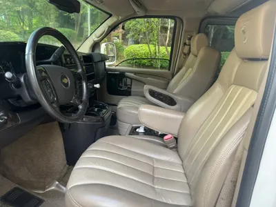 Chevrolet Express Van 2014, 56899 км, за 21000000 KRW - фото 9