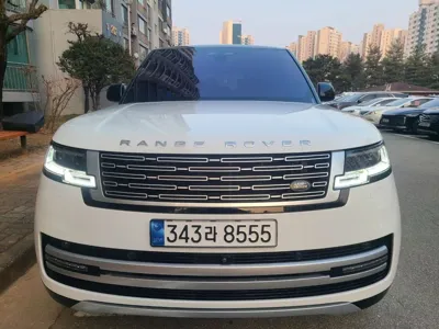 Land Rover Range Rover · 2023 год