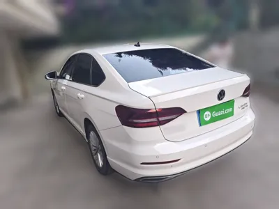 Volkswagen Lavida 2021, 93200 км, за 64197.98 CNY