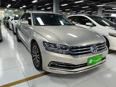 Volkswagen Phideon 2019, 93800 км, за 101000 CNY