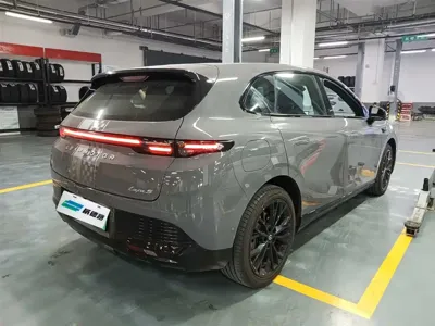 Leapmotor 零跑Lafa5 2025, 11500 км, за 93500 CNY - фото 6
