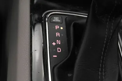 Kia Canival 2019, 123822 км, за 11990000 KRW - фото 9