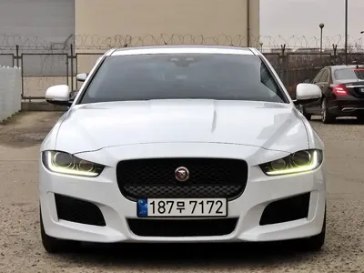 Jaguar XE · 2016 год