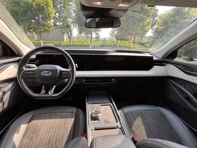 Ford Mondeo 2023, 51000 км, за 98000 CNY - фото 13