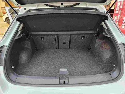 Volkswagen T-Roc 2020, 68000 км, за 65000 CNY - фото 14