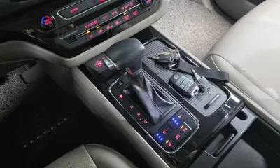 Kia Canival 2017, 80244 км, за 13700000 KRW - фото 9