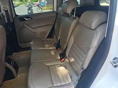 Skoda Yeti 2014, 146400 км, за 40407.13 CNY - фото 14