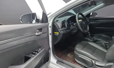 Hyundai Avante 2018, 35580 км, за 11500000 KRW - фото 10