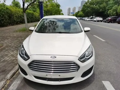 Ford Escort 2018, 103699 км, за 20800 CNY