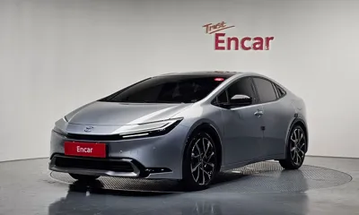 Toyota Prius · 2024 год