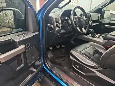 Ford F-150 Raptor 2018, 166800 км, за 252399 CNY - фото 12