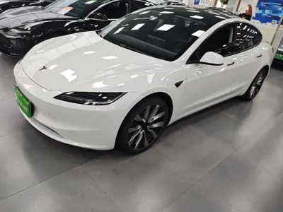 Tesla Model 3 2023, 31300 км, за 197900 CNY - фото 5