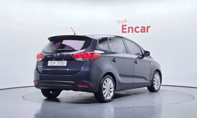 Kia Carens 2014, 129197 км, за 8300000 KRW