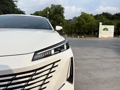 Changan Eado 2025, 13000 км, за 49800 CNY