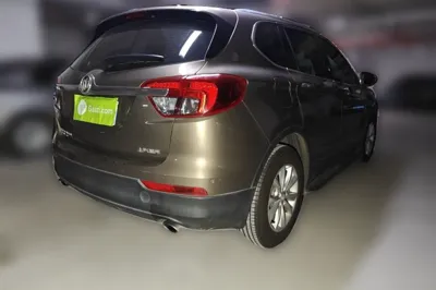 Buick Envision 2017, 84400 км, за 56285.3 CNY