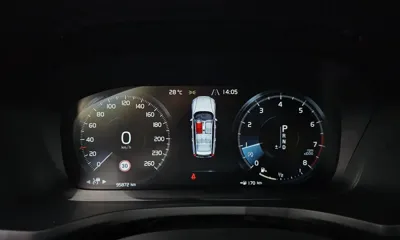 Volvo V60 2019, 95872 км, за 25000000 KRW - фото 8