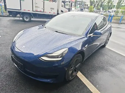 Tesla Model 3 2019, 137500 км, за 98699 CNY - фото 1